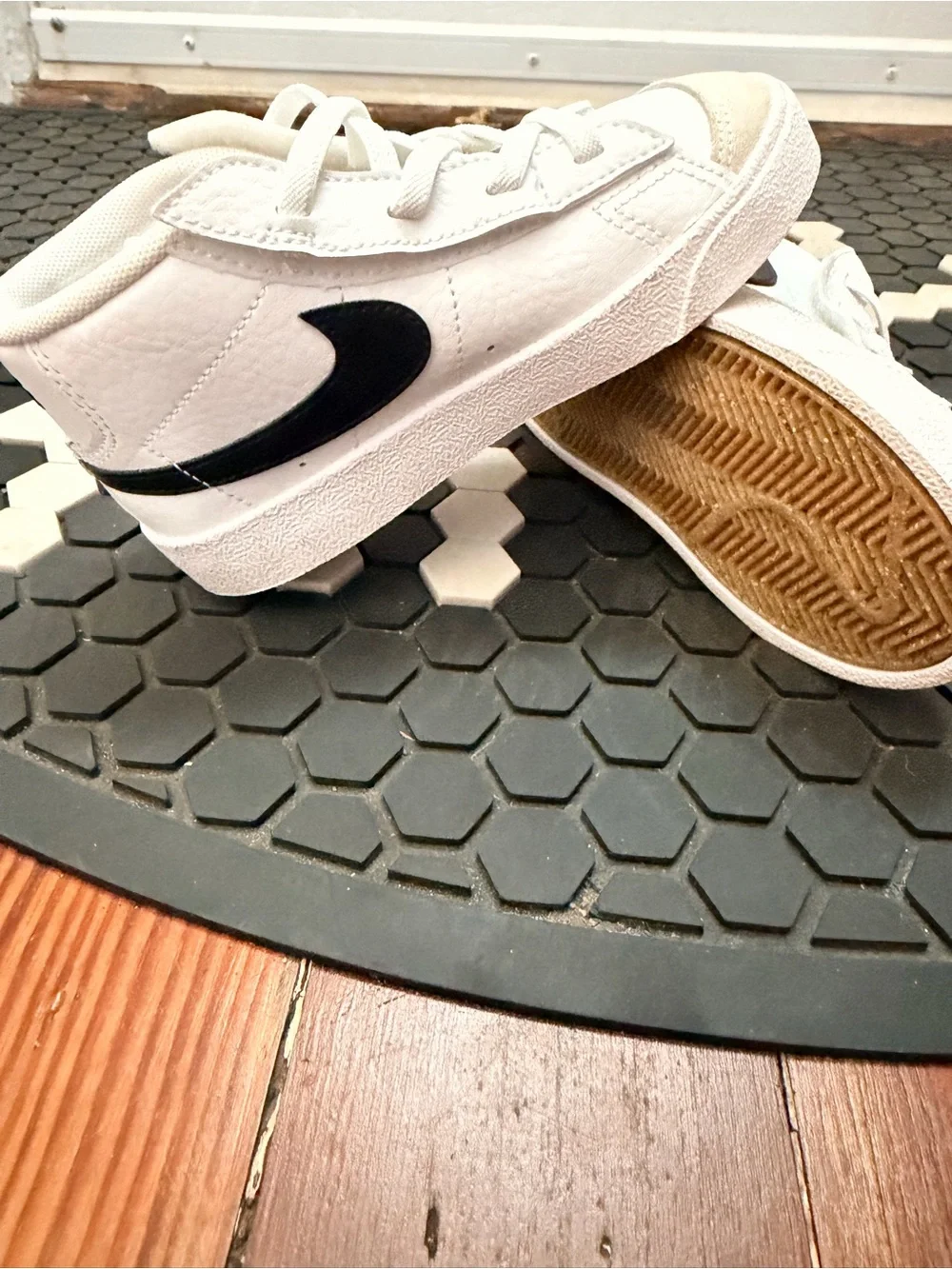 Nike Blazer Mid kids sneakers, size 10C, never worn